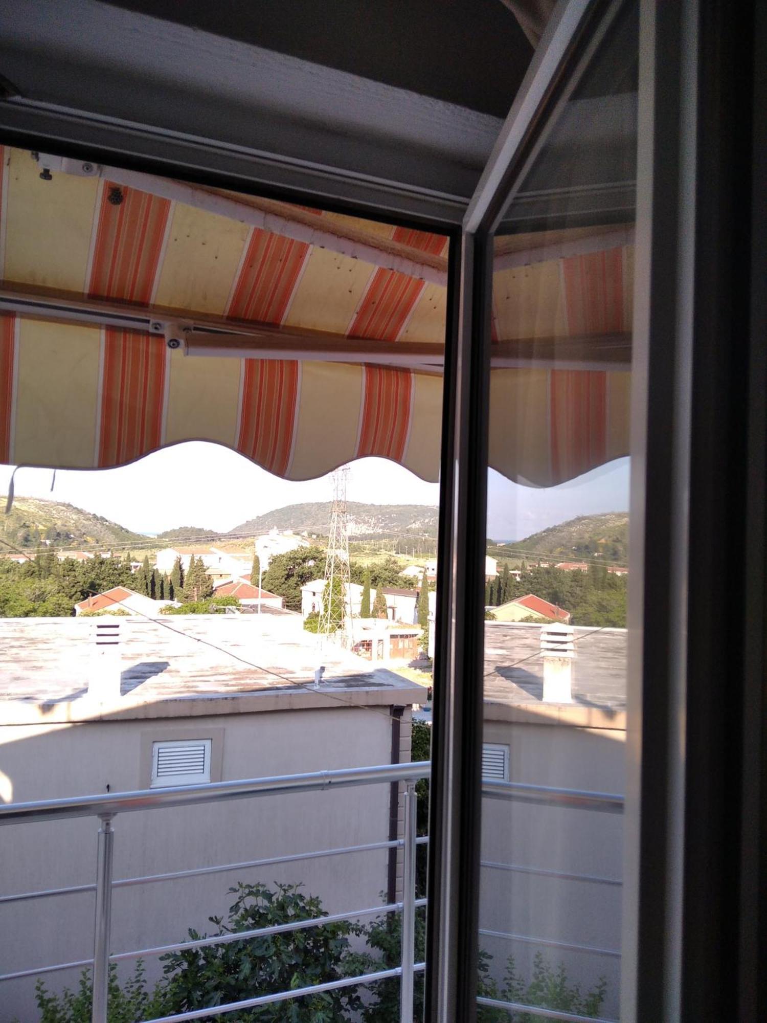 Apartmani Lalo Jankovic Sutomore Rom bilde